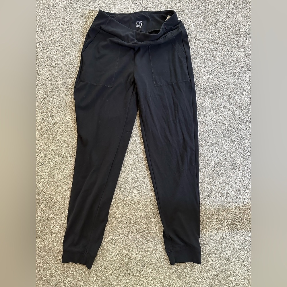 Like new Athleta Girl Powervita jogger!